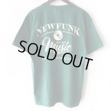 【NEWFUNK】Music All Day TEE (Ivy Green)