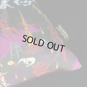 画像4: 【THE E.X.C × CHERRYPICK】地獄絵図クッションカバー (卑猥パープル)