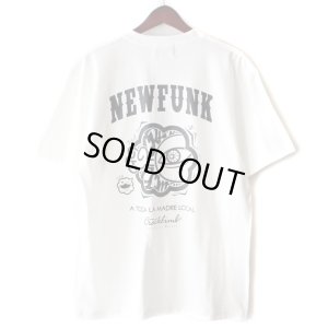 画像1: 【NEWFUNK】ONE HAND TEE (White)