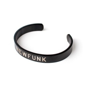 画像1: 【NEWFUNK】Logo Bangle (Black)