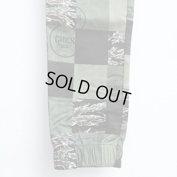 画像7: 【CROOKS&CASTLES】 EMBATTLES JOGGER PANTS (7)