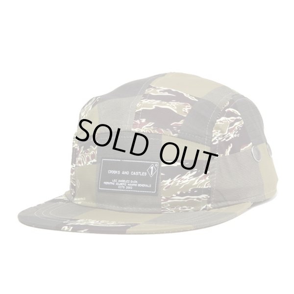 画像2: 【CROOKS&CASTLES】 PATCHWORK CAMO 5 PANEL CAP (2)
