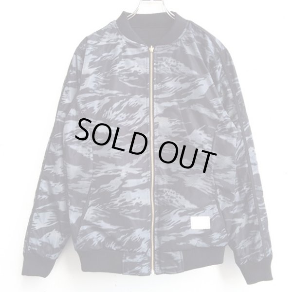 画像1: 【CROOKS&CASTLES】 ILLSIVE REVERSIBLE BOMBER JACKET (1)