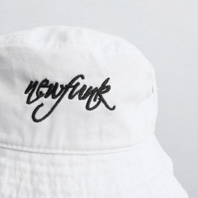 画像1: 【CRACKLIMB】 NEWFUNK BUCKET HAT (WHT)