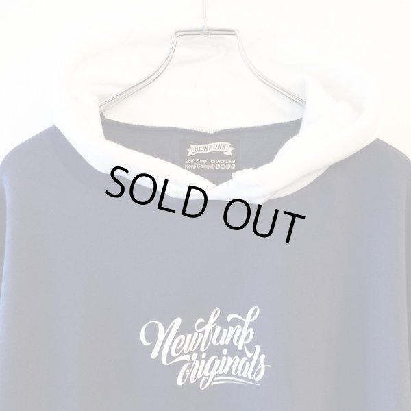 画像3: 【NEWFUNK】TWO LINE HOODIE (3)