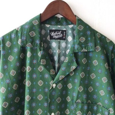 画像1: Green Emblem Shirt / size: XL