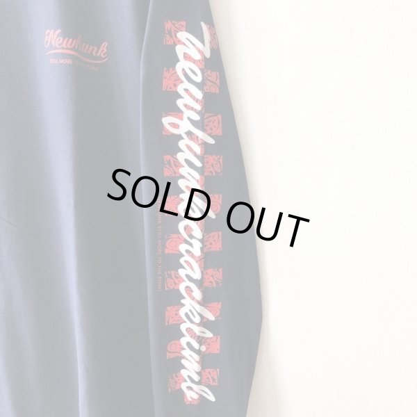 画像4: 【CRACKLIMB】FLAG LONG TEE (NAVY) (4)