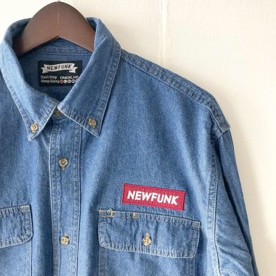 画像1: 【NEWFUNK】BOX LOGO DENIM SHIRT (LIGHT INDIGO)