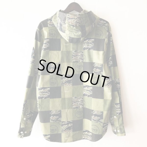 画像2: 【CROOKS&CASTLES】EMBATTLES ANORAK JACKET (2)