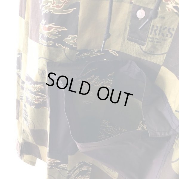 画像7: 【CROOKS&CASTLES】EMBATTLES ANORAK JACKET (7)