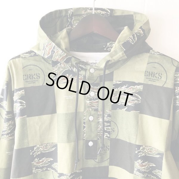 画像3: 【CROOKS&CASTLES】EMBATTLES ANORAK JACKET (3)