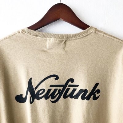 画像2: 【NEWFUNK】’17 LOGO POCKET TEE (KHAKI)