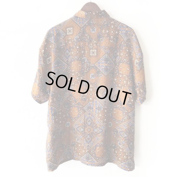 画像2: 【NEWFUNK】PAISLEY HALF ZIP SHIRT (BROWN) (2)