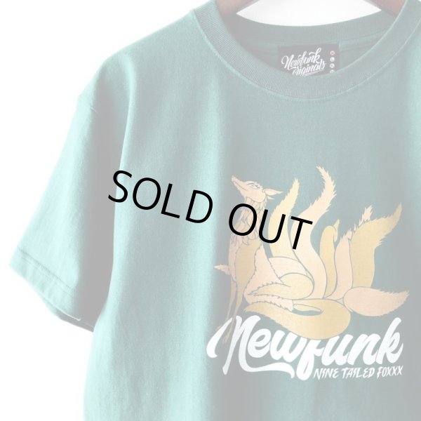 画像3: 【NEWFUNK】NINE TAILED FOXXX TEE / 9th.Anniversary Limited (IVY GREEN) (3)