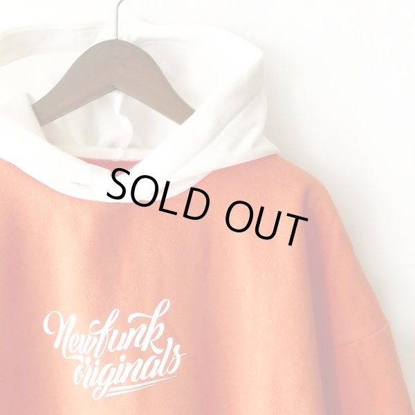 画像3: 【NEWFUNK】TWO LINE HOODIE (ORANGE) (3)