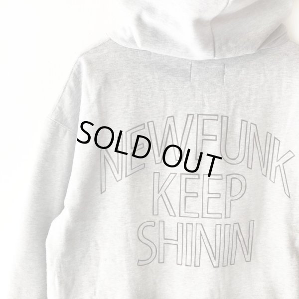 画像4: 【NEWFUNK】KEEP SHINEN HALF ZIP HOODIE (GRAY) (4)