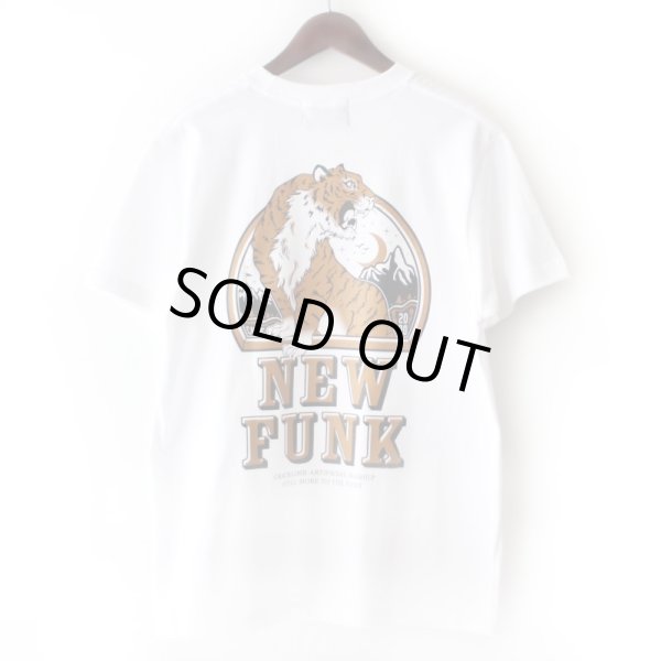 画像1: 【NEWFUNK】BARK TEE (White) (1)