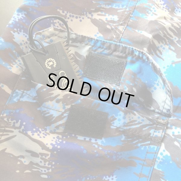 画像4: 【CROOKS&CASTLES】 BLUE TIGER CAMO BOARDSHORT (4)