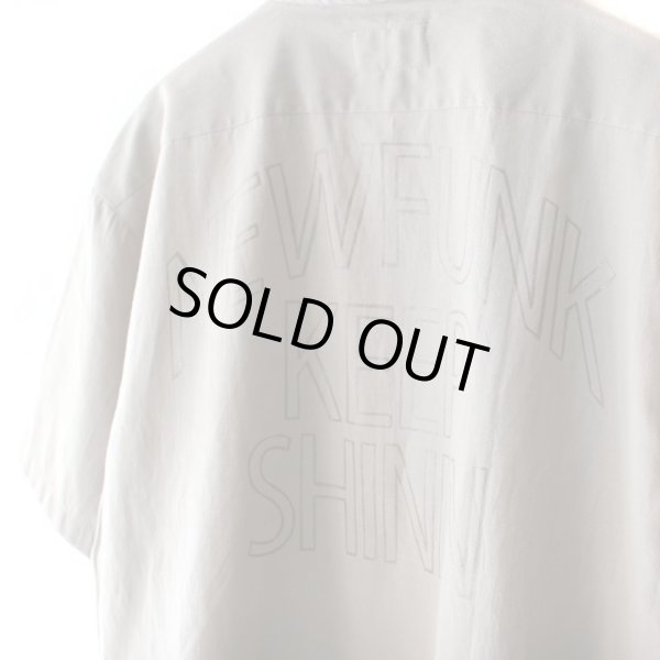 画像5: 【NEWFUNK】HALF ZIP LINEN SHIRT (Beige Gray) (5)