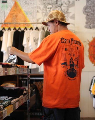 画像1: 【NEWFUNK】SIBA "Shakur" TEE (California Orange)