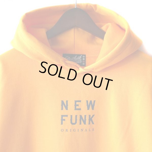 画像3: 【NEWFUNK】LOGO HOODIE (GOLD) (3)