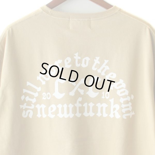 画像4: 【NEWFUNK】BRWN BIG SILHOUETTE TEE (Sand Khaki) (4)