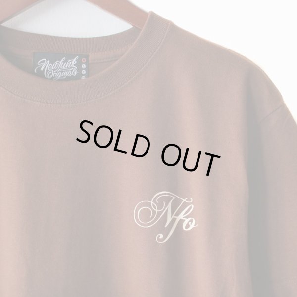 画像3: 【NEWFUNK】Script TEE (Brown) (3)