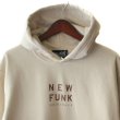 画像2: 【NEWFUNK】LOGO HOODIE (Beige) (2)