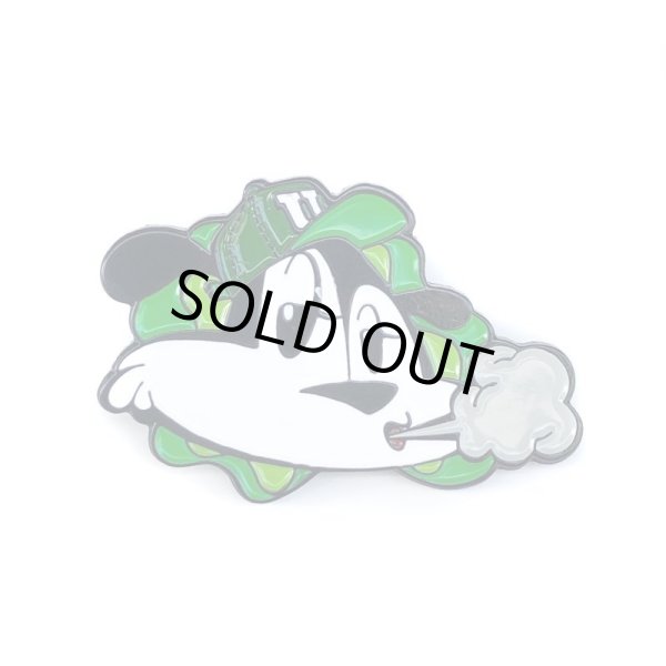 画像1: Skunk Attack Pin Badge (Green) (1)