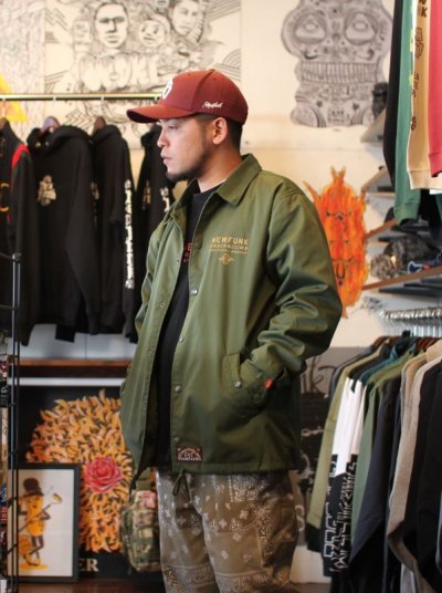 画像1: 【NEWFUNK】PAISLEY BANDANA COACH JACKET (Mad Khaki)