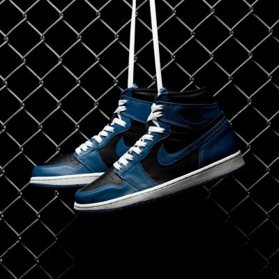 画像1: Nike Air Jordan 1 Retro High OG "Dark Marina Blue"