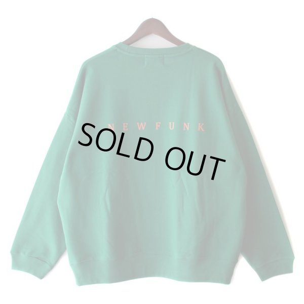 画像2: 【NEWFUNK】McG CREW NECK SWEAT (Ivy Green) (2)