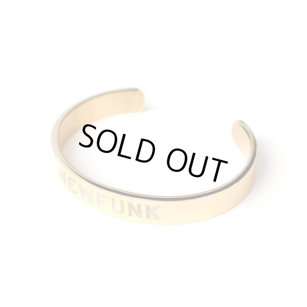 画像1: 【NEWFUNK】Logo Bangle (Gold) (1)