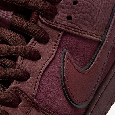 画像1: NIKE SB DUNK LOW "Burgundy Crush"