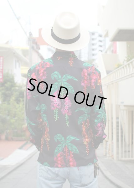 画像2: 受注発送【Ryukyu Pride Wear】Open Collar Long Sleeve Shirt -サガリバナ- (Black) (2)