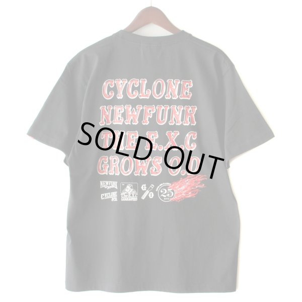 画像2: 【NEWFUNK】LIQUOR INFINITY AREA TEE (Black) (2)