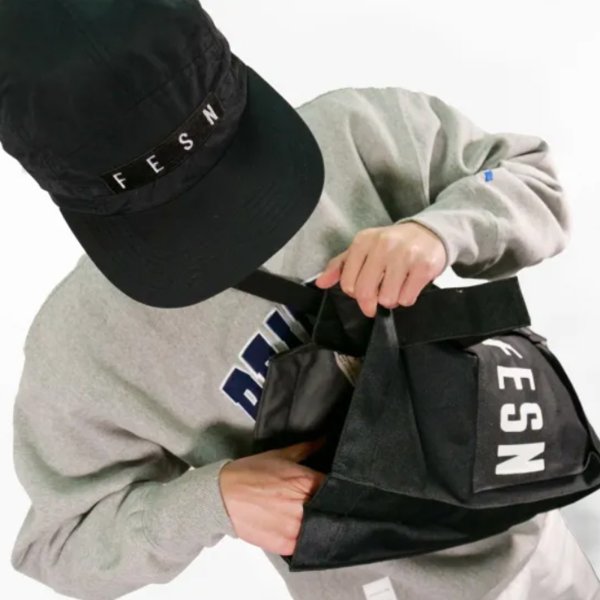 画像11: 【LIBE BRAND】FESN NYLON SHOULDER BAG (Black) (11)