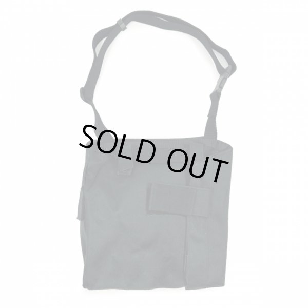 画像2: 【LIBE BRAND】FESN NYLON SHOULDER BAG (Black) (2)