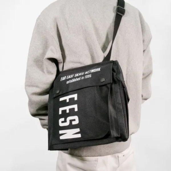 画像10: 【LIBE BRAND】FESN NYLON SHOULDER BAG (Black) (10)
