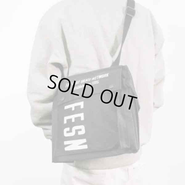 画像10: 【LIBE BRAND】FESN NYLON SHOULDER BAG (Black) (10)