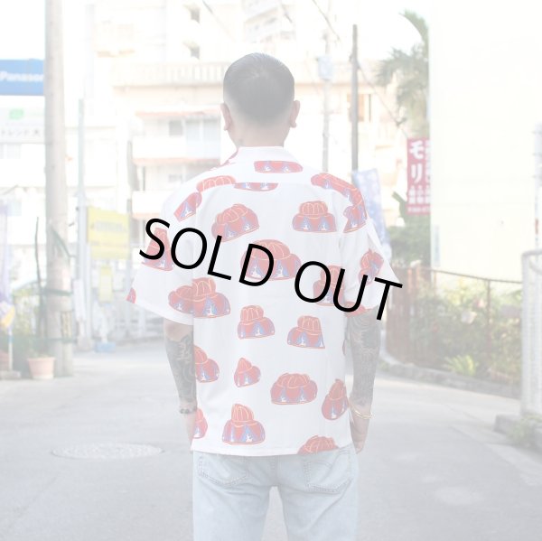 画像2: 【Ryukyu Pride Wear】Open Collar Shirt -花笠- (White/Red) (2)