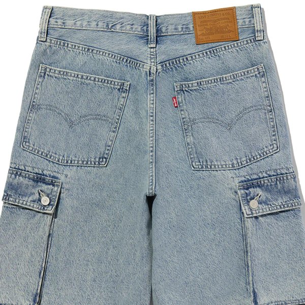 画像9: 【Levi's】Buggy Cargo Shorts (L.Indigo) (9)