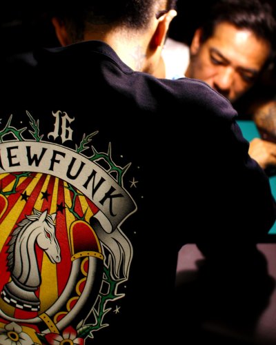 画像3: 【NEWFUNK】HORSE SHOE TEE / STORE 16th.Anniversary Design (Black)